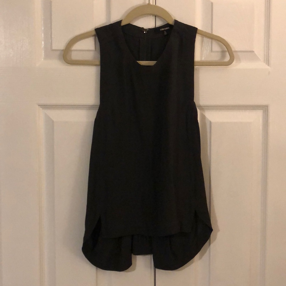 Dark green tank